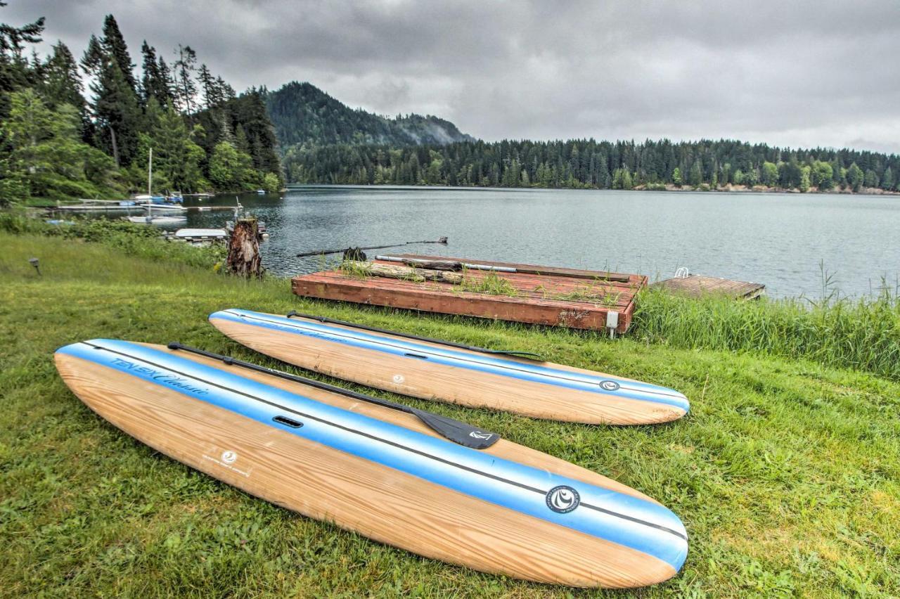 Lakefront Cabin With Stunning Mountain Views And Dock! Mineral 外观 照片
