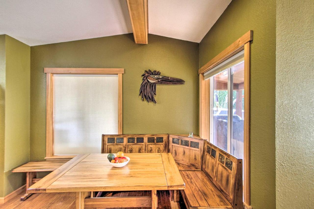 Lakefront Cabin With Stunning Mountain Views And Dock! Mineral 外观 照片