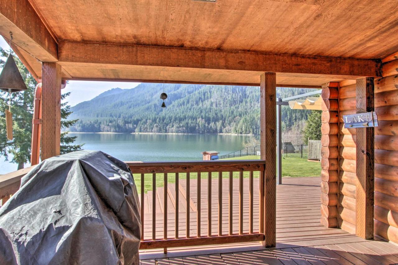 Lakefront Cabin With Stunning Mountain Views And Dock! Mineral 外观 照片