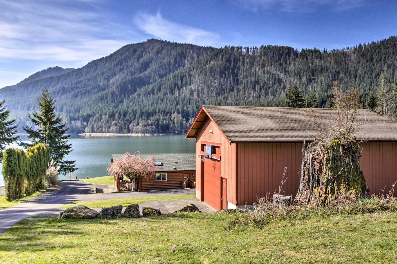 Lakefront Cabin With Stunning Mountain Views And Dock! Mineral 外观 照片